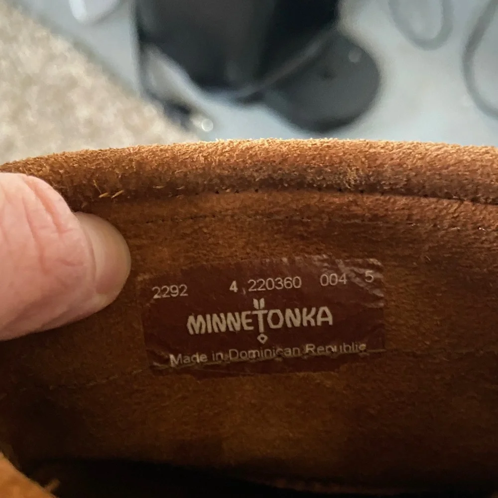 Kids Suede Fringe Minnetonka Moccasin